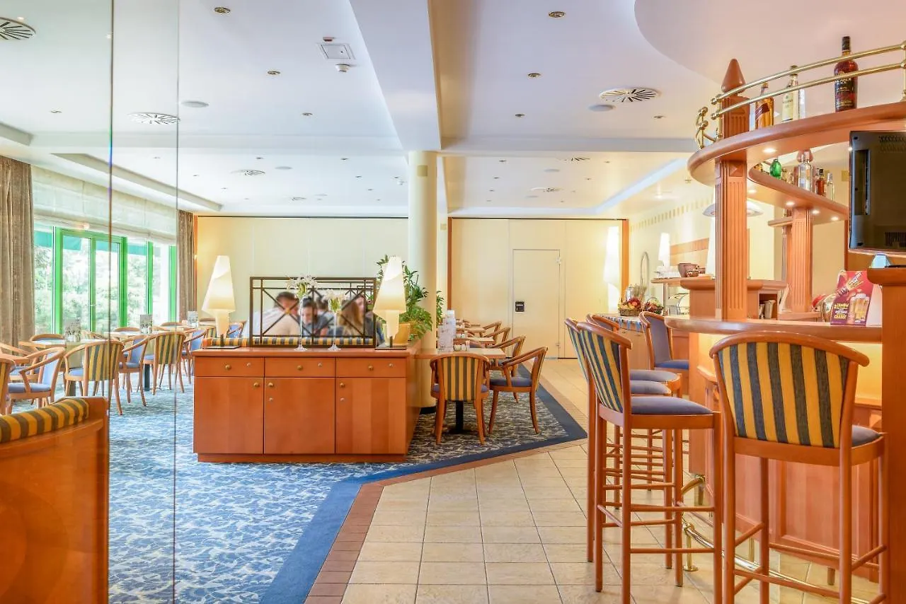 Hotel Partner Warszawa 3*,