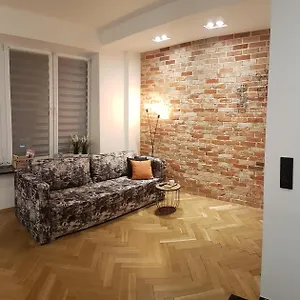 Apartament Planet