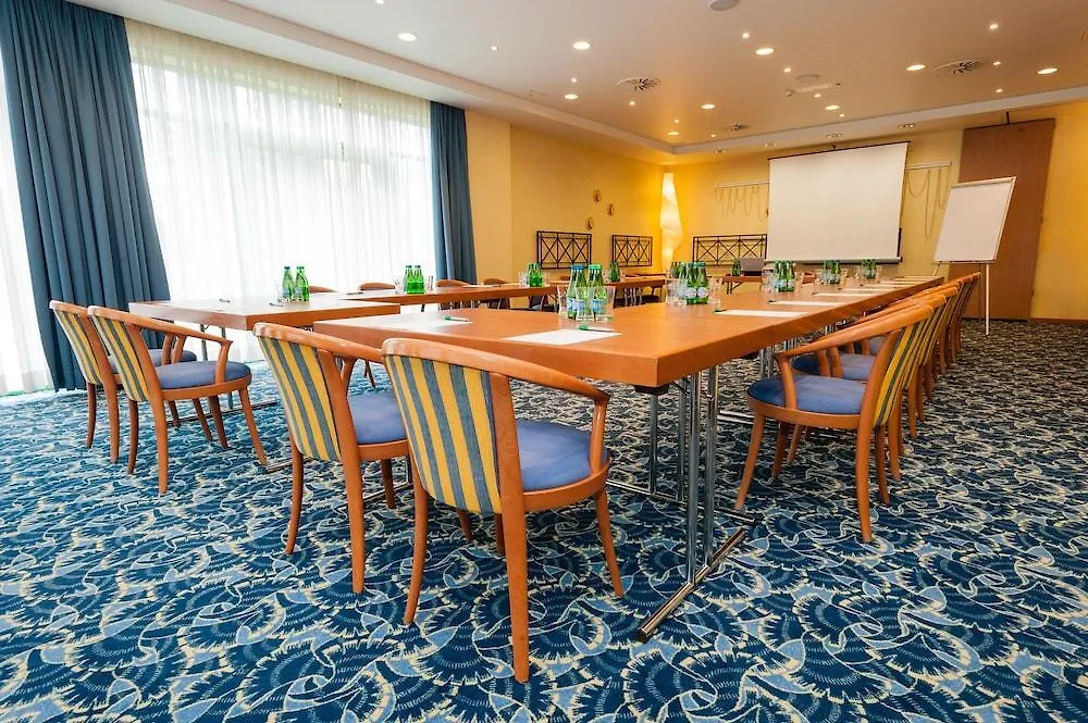 Hotel Partner Varsóvia 3*,